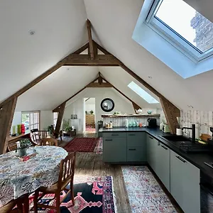 L'aumonerie De Rotheneuf Apartment